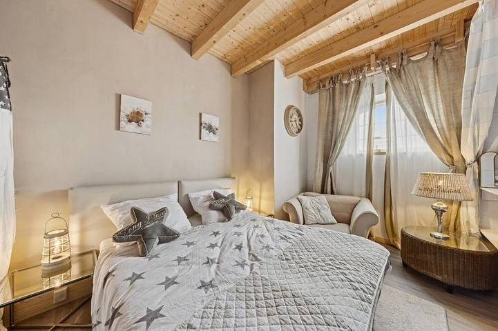 Ganze Wohnung, Cozy apartment in Detern with private swimming pool, can be inside or outside in Detern, Landkreis Leer