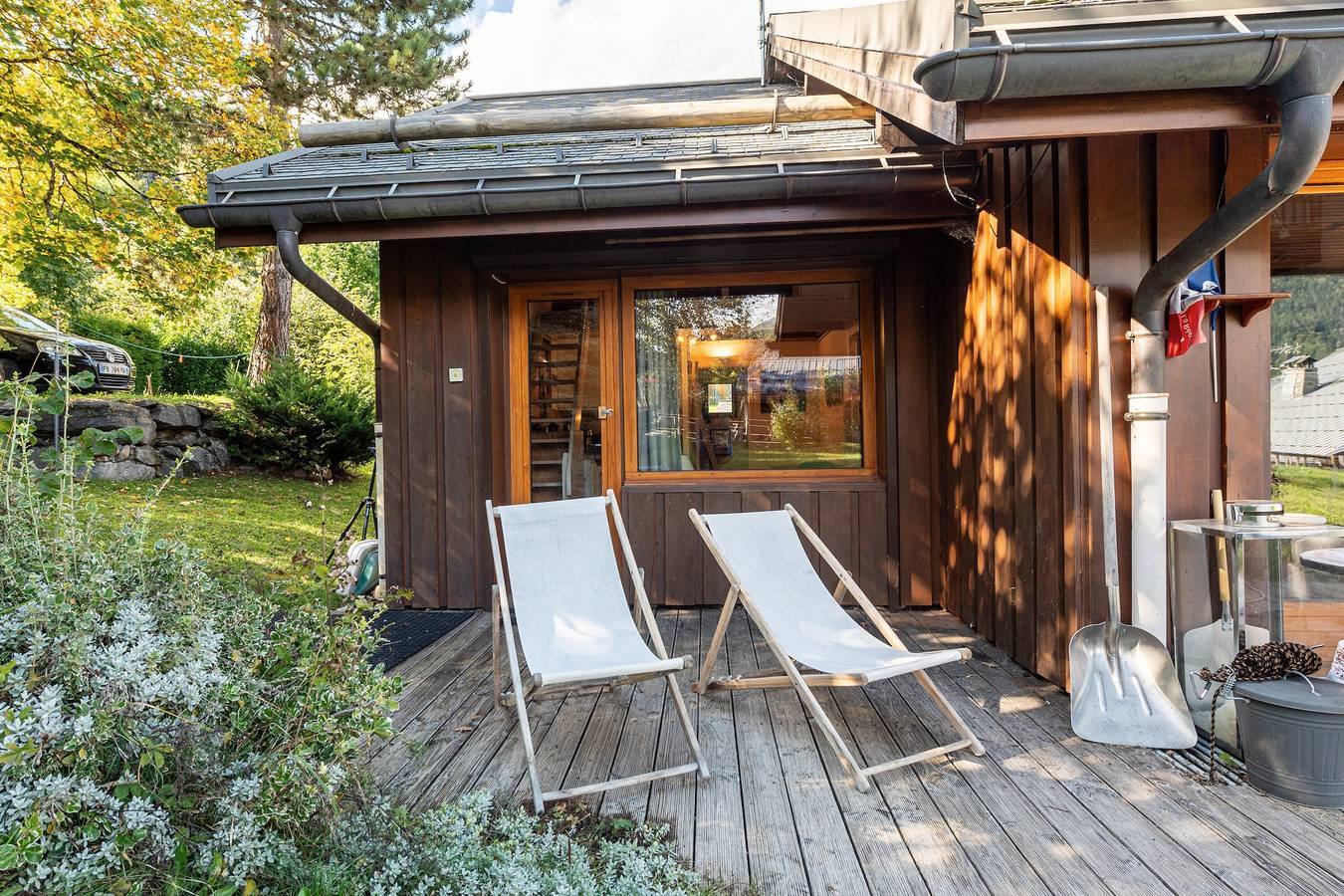Appartement entier, Appartement 18 avec vue sur les montagnes, terrasse privée et Wi-Fi in Les Allues, Massif de la Vanoise