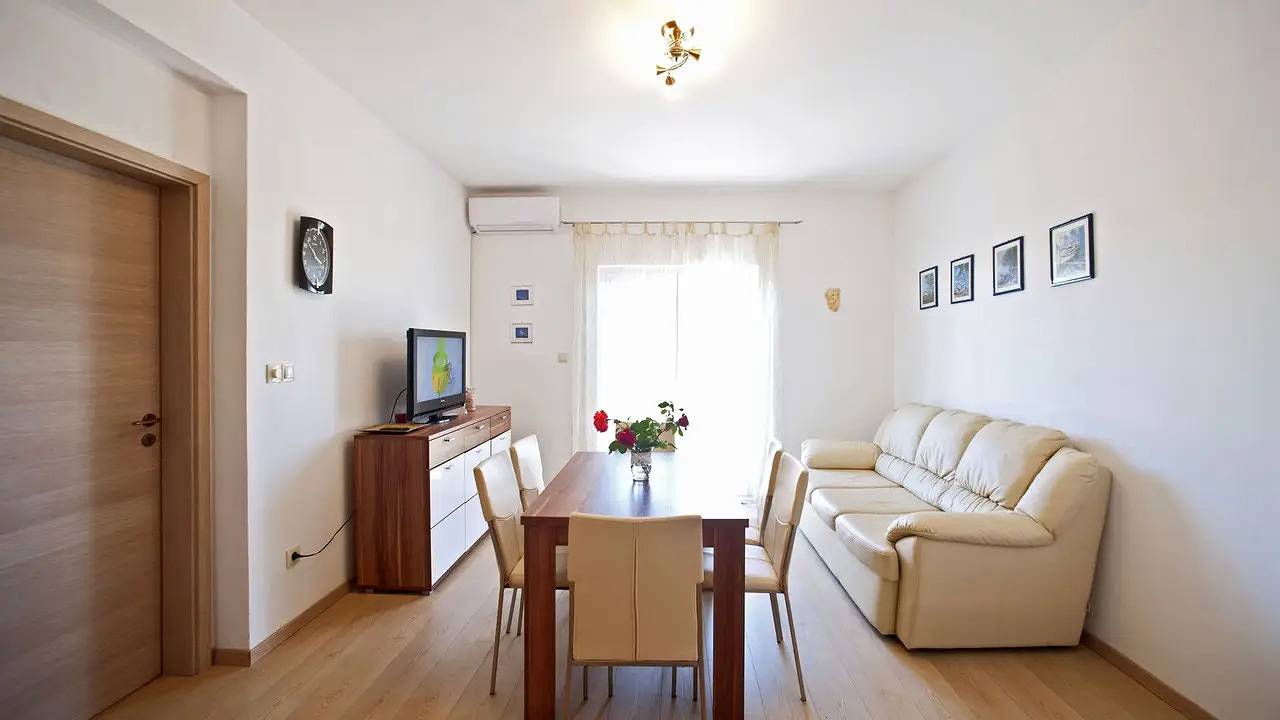 Ganze Ferienwohnung, Ferienwohnung für 6 Personen (56 m²) in Gornje Selo in Stomorska, Solta