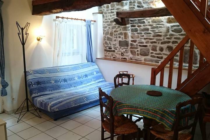 Location de vacances pour 2 personnes, avec terrasse et jardin à Bacilly - 4