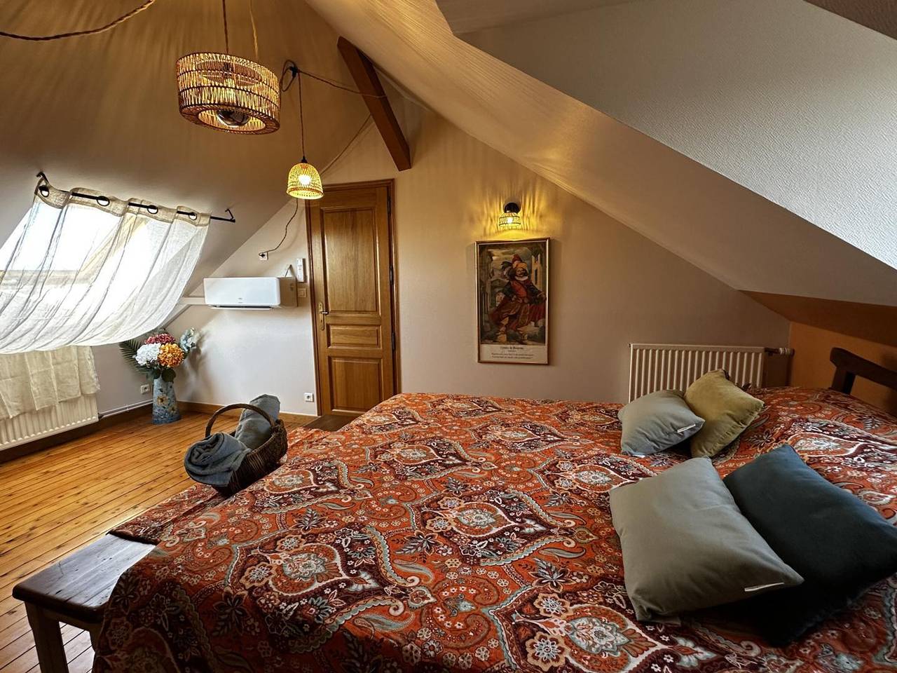 Stadthaus, Klimaanlage, Haustiere Ok – 6 Pers. in Moulins, Allier