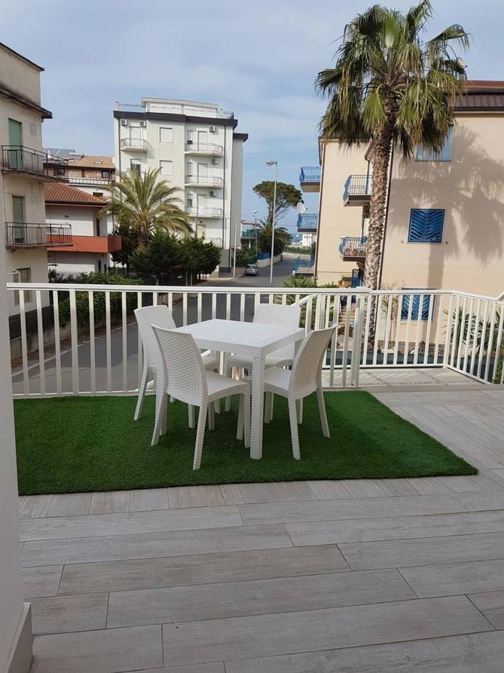 Maison d’hôte pour 6 personnes, avec terrasse ainsi que jardin et vue dans Calabre - 2