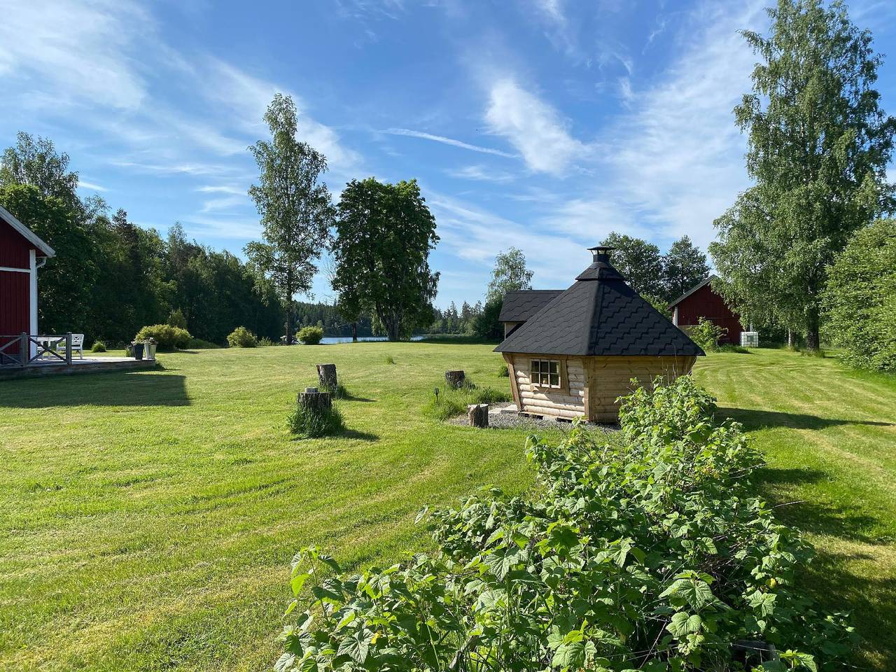 Ferienhaus in Skuggebo mit großer Terrasse in Ruskensee