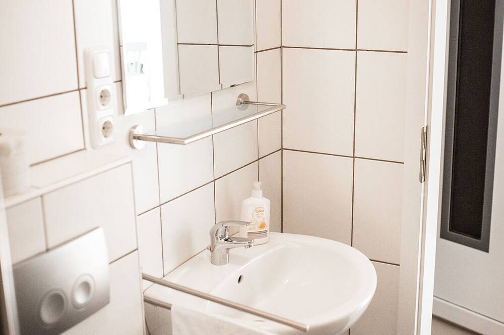 Entire apartment, Ps2: Bright, renovated old apartment in a district in the south of Trier in Trier (City), Trier