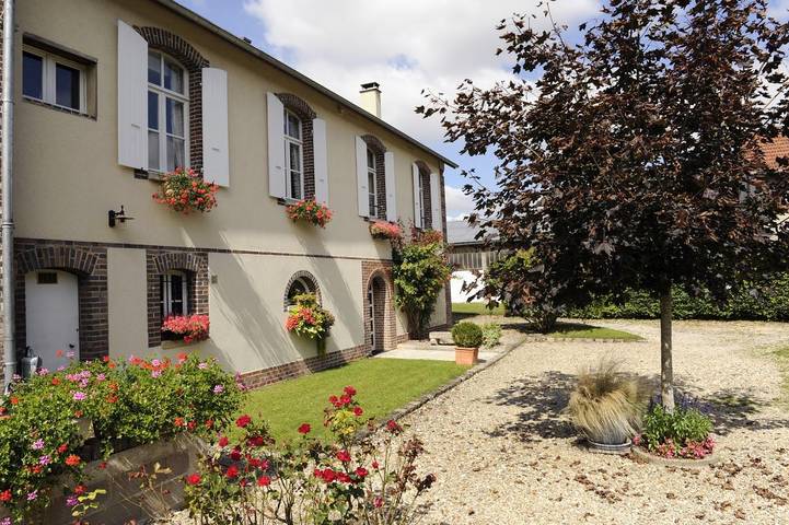 Chambre d’hôte pour 3 personnes, avec jardin et piscine dans l' Aube - 3