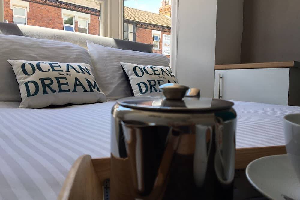 Whole-Ferienhaus-Eigenes Badezimmer in Crewe, Cheshire East