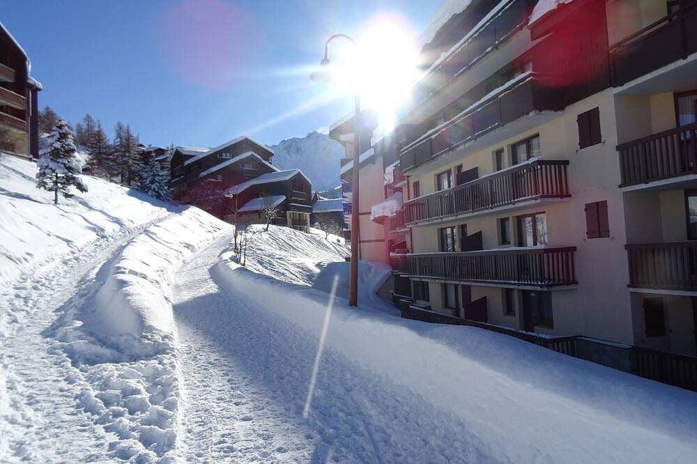 Apartamento entero, Apartamento de 2 piezas cerca de pistas con balcón y Tv en Vallandry in Landry, Parque Nacional de Vanoise