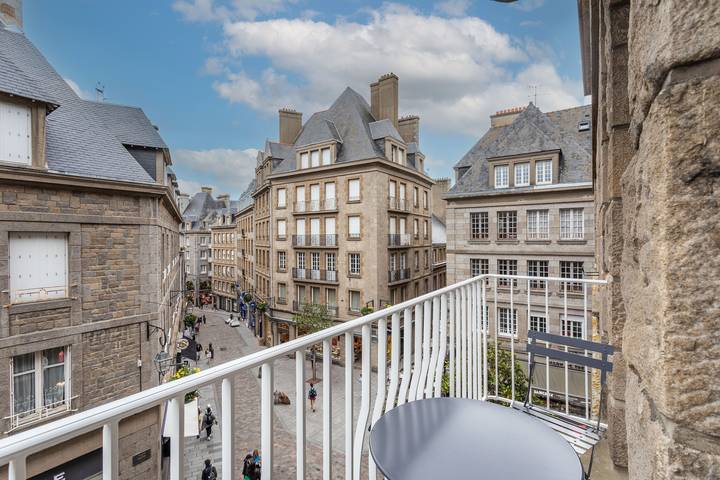 Gîte pour 6 personnes, avec Balcon dans Eglise Saint Malo