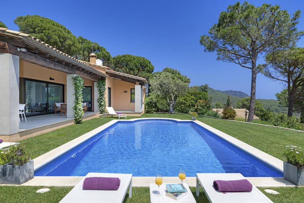 Huur villa met zwembad in Begur, Casa de camp in Begur, Costa Brava