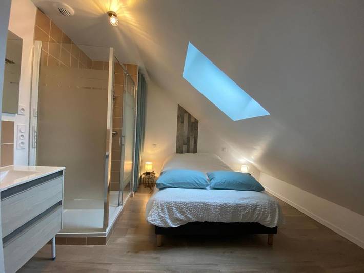 Location de vacances pour 10 personnes, avec Terrasse et Jardin ainsi que Sauna et Vue à Hautvillers - 3