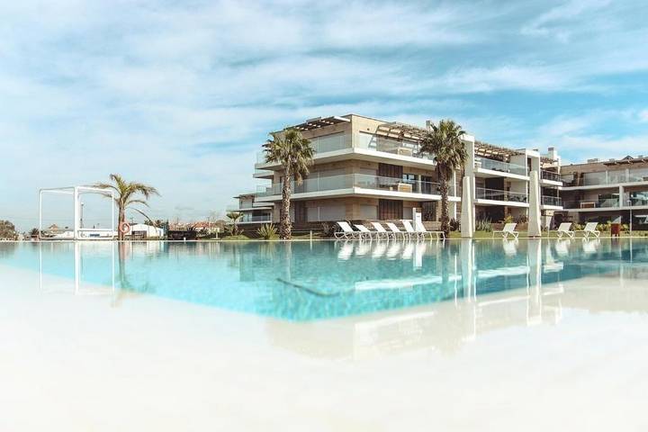 Station pour 5 personnes, avec piscine ainsi que sauna et jardin dans Alcochete - 2