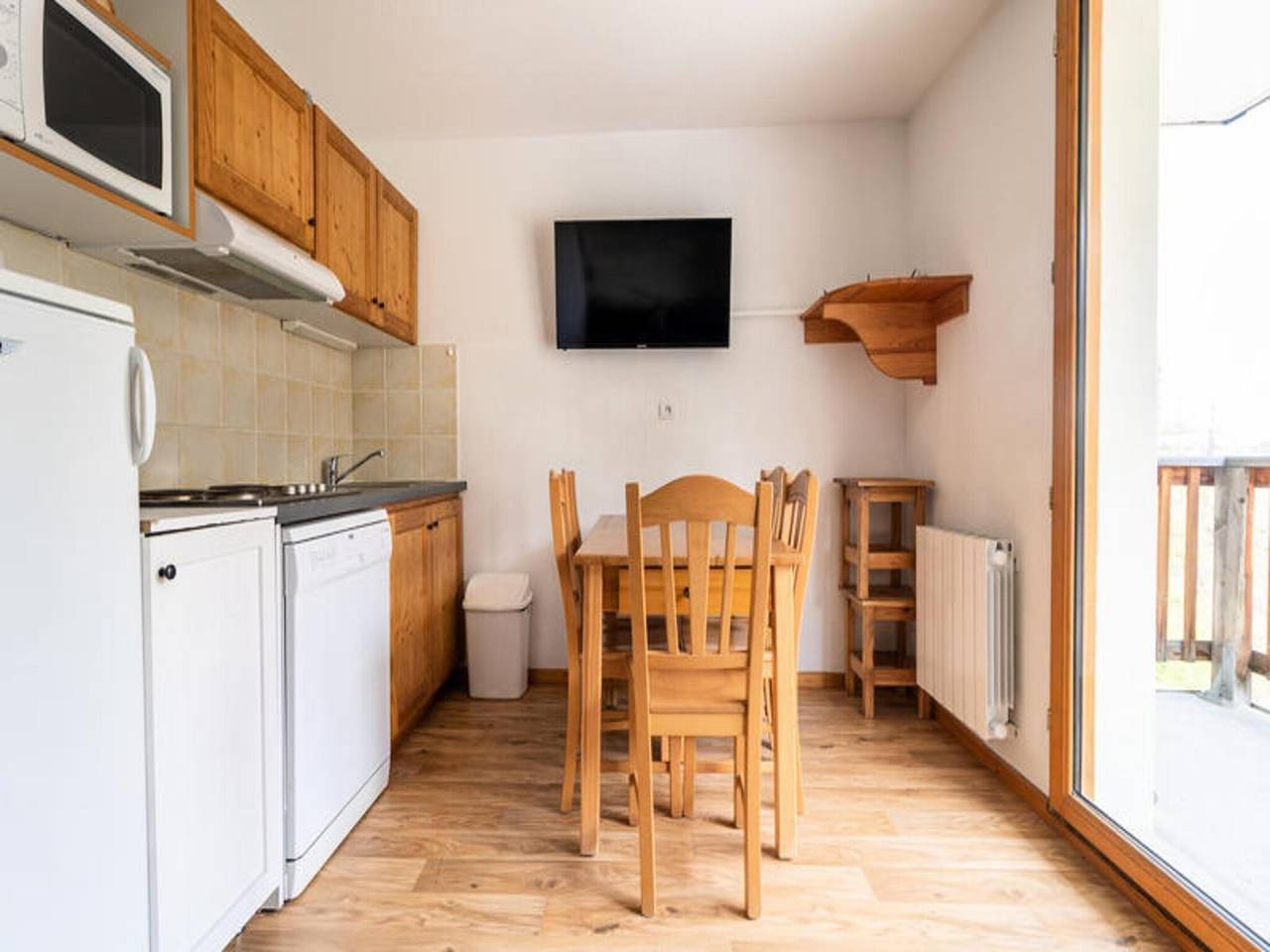 Appartement entier, Chalets De Bois Méan in Les Orres, Parc national des Écrins
