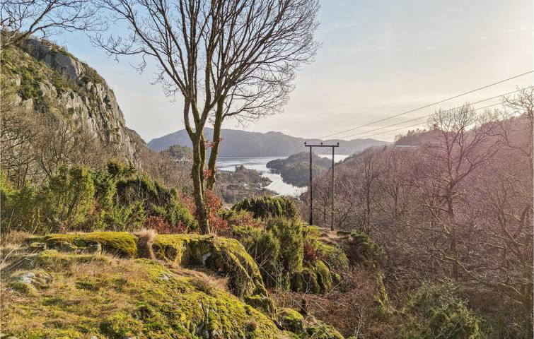 Ferienhaus für 8 Personen mit Terrasse in Lyngdal