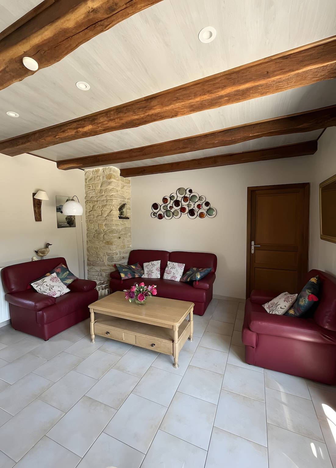 Gîte La Bergerie – With Pool! in Saint-Michel-en-l'Herm, Fontenay-le-Comte