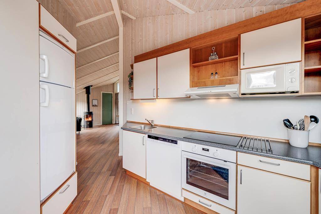 Familienfreundliches Ferienhaus mit Kamin, Sauna und Whirlpool in Bjerregård, Holmsland Klit