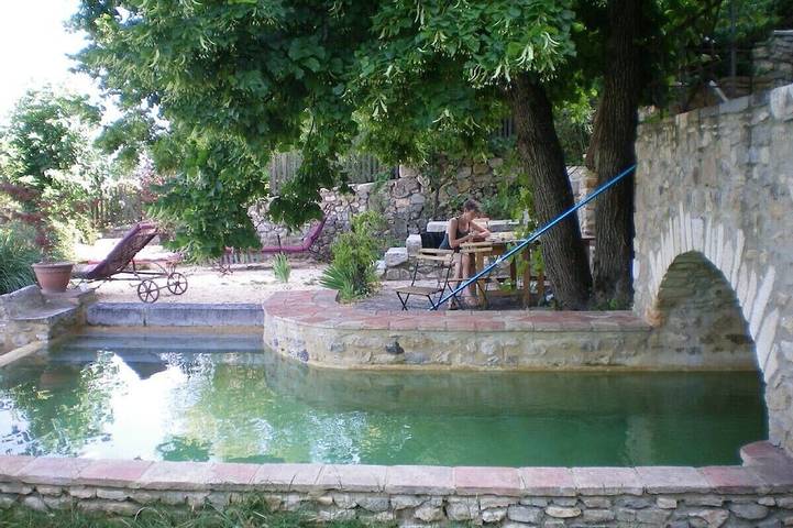 Maison de vacances pour 12 personnes, avec jardin et terrasse, animaux acceptés à Lagorce