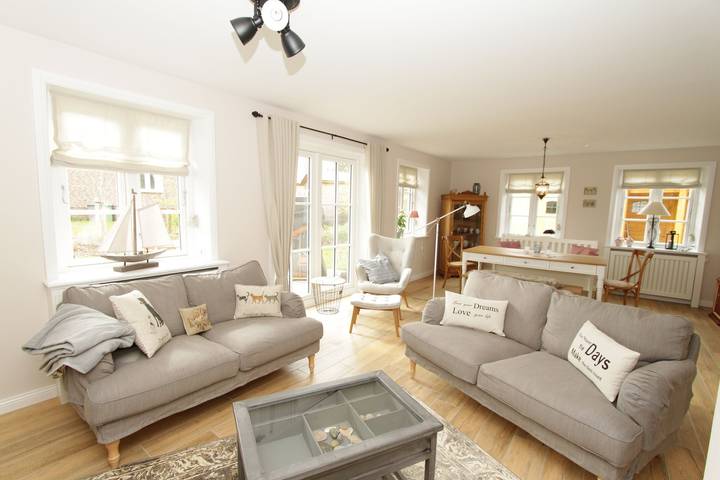 Ferienhaus für 4 Personen, mit Garten und Terrasse in Nieblum