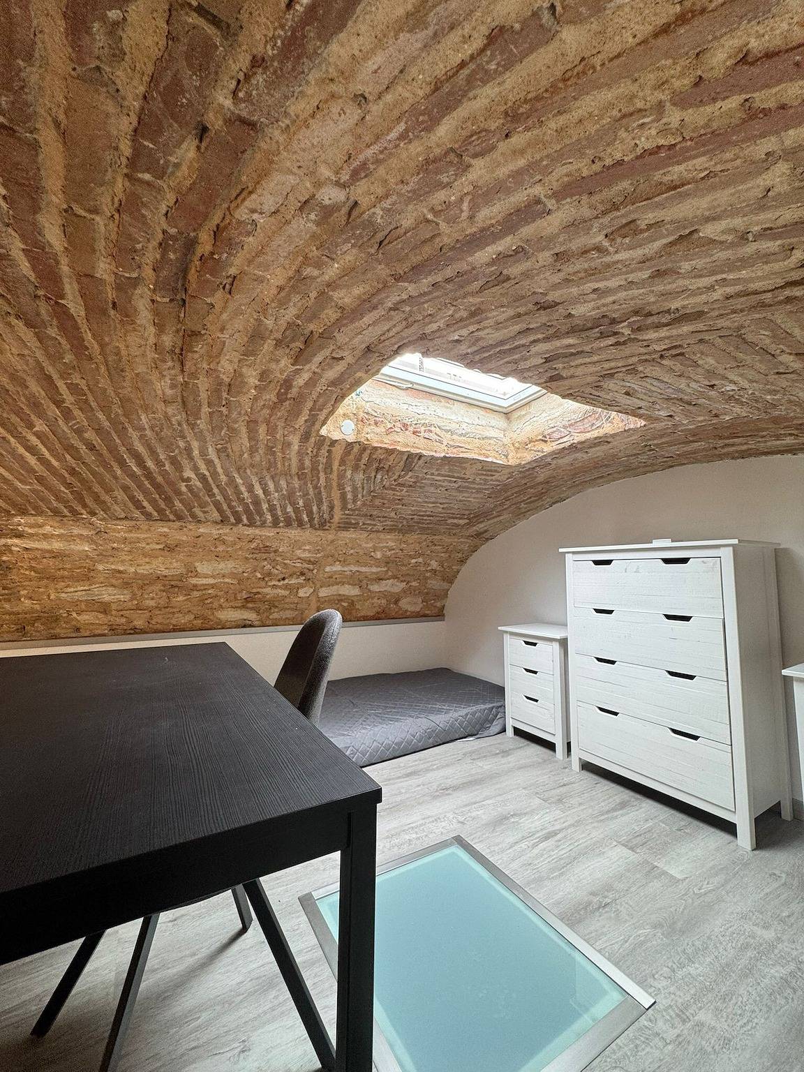 Entire studio, Studio Apartment 'Estúdio Olhão' with Air Conditioning in Olhão, Parque Natural da Ria Formosa