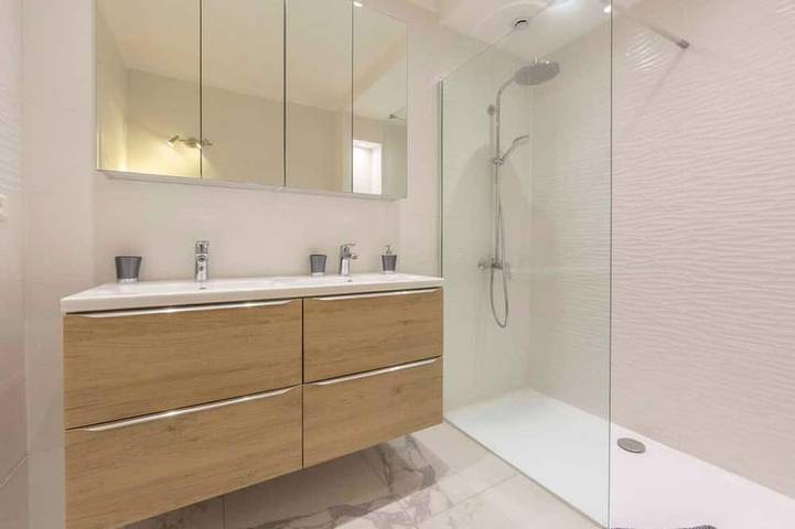 Appartement entier, Hyper Centre  Antibes maison de ville <br>climatisé de 100 m2  & terrasse 20m2 in Antibes, Côte méditerranéenne (France)