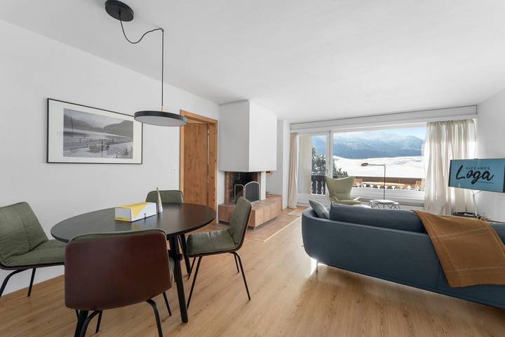 Vakantiewoning voor 4 personen, with Balkon and Terras as well as Sauna and Uitzicht in Silvaplana