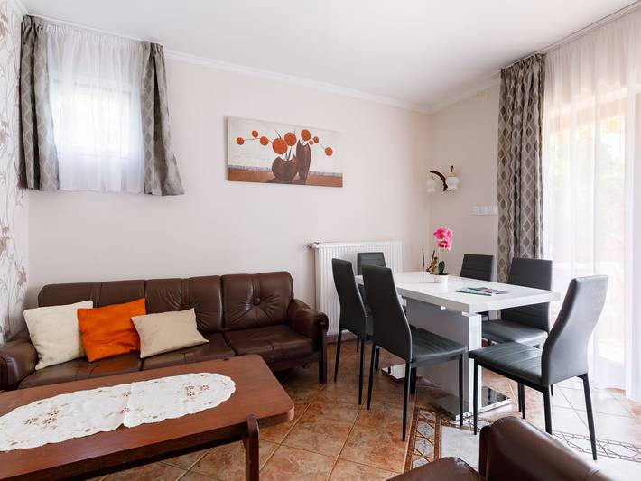 Ferienhaus für 9 Personen, mit Garten und Balkon in Plattensee nordufer - 4