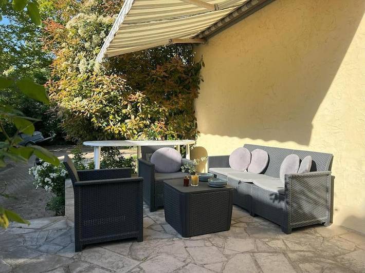 Location de vacances pour 11 personnes, avec terrasse à Le Plessis-Trévise - 2