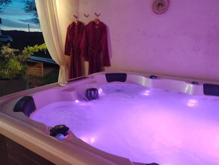 Location de vacances pour 5 personnes, avec jardin et vue, animaux acceptés à Le Lardin-Saint-Lazare - 2