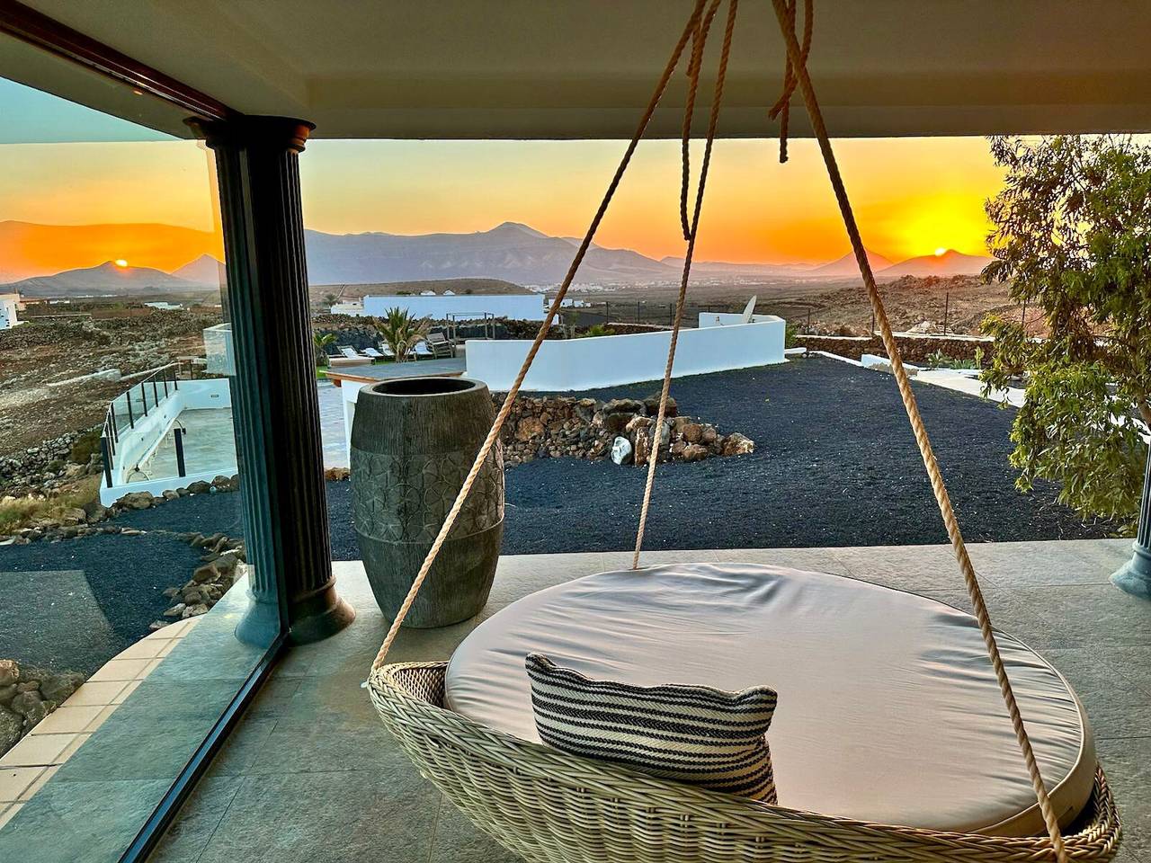 Außergewöhnliche Ferienvilla mit privatem Pool, Meerblick und Wlan in Villaverde, La Oliva
