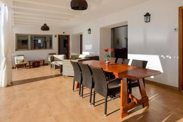 Villa in Sant Antoni de Portmany, Ibiza für 6 