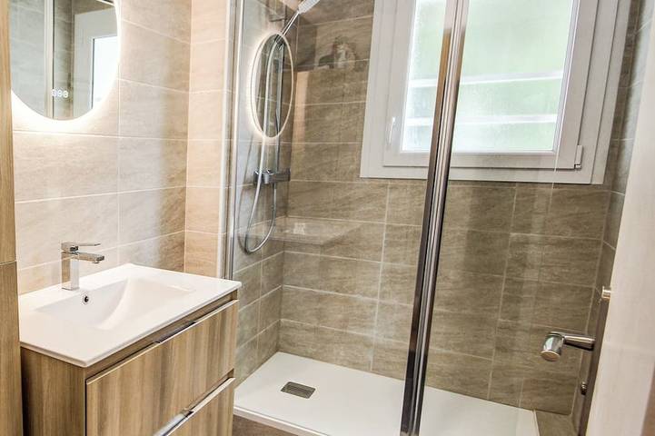 Location de vacances pour 8 personnes, avec balcon à Rennes