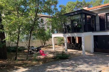 Location de vacances pour 12 personnes, avec jardin dans Plage de la Grière