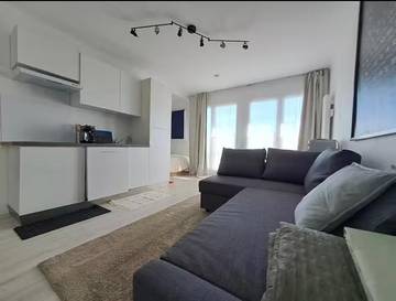 Gîte pour 3 personnes, avec vue à Romainville