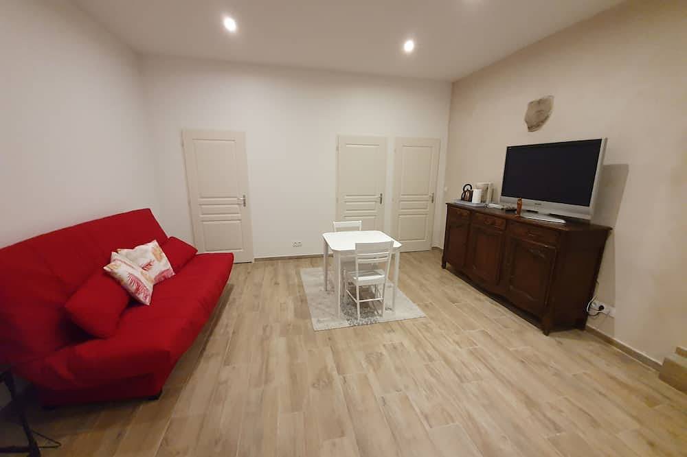 Appartement entier, Logement tout équipé dans village calme, proche Ambérieu-en-Bugey in Douvres (Ain), Belley