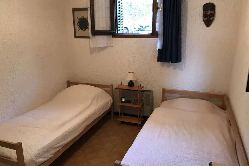 Appartement entier, 2 pièces avec piscine près de Calvi in Calenzana, Région de Calvi