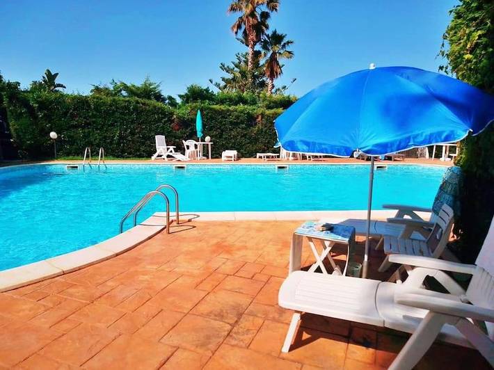 B&b per 2 persone, con Balcone e Terrazza nonché Giardino e Piscina a Altavilla Milicia