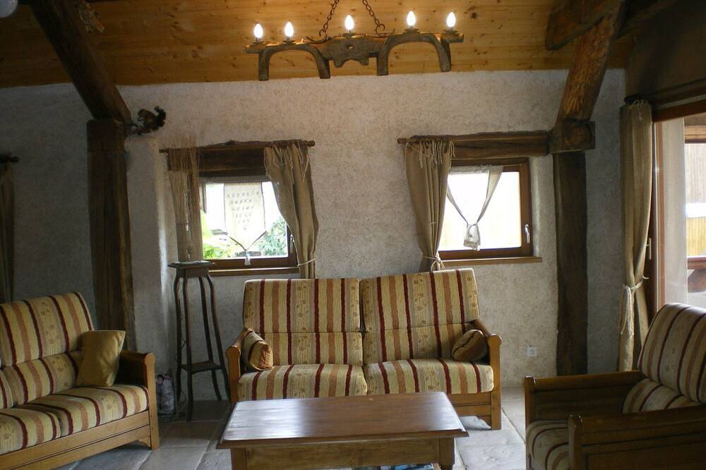 Ecological Cottage 4 Stars With Heated Swimming Pool in Sorans-lès-Breurey, Haute-Saône