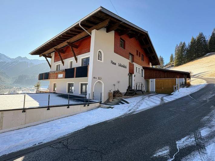 Maison d’hôte pour 4 personnes, avec vue et terrasse, animaux acceptés à Bach