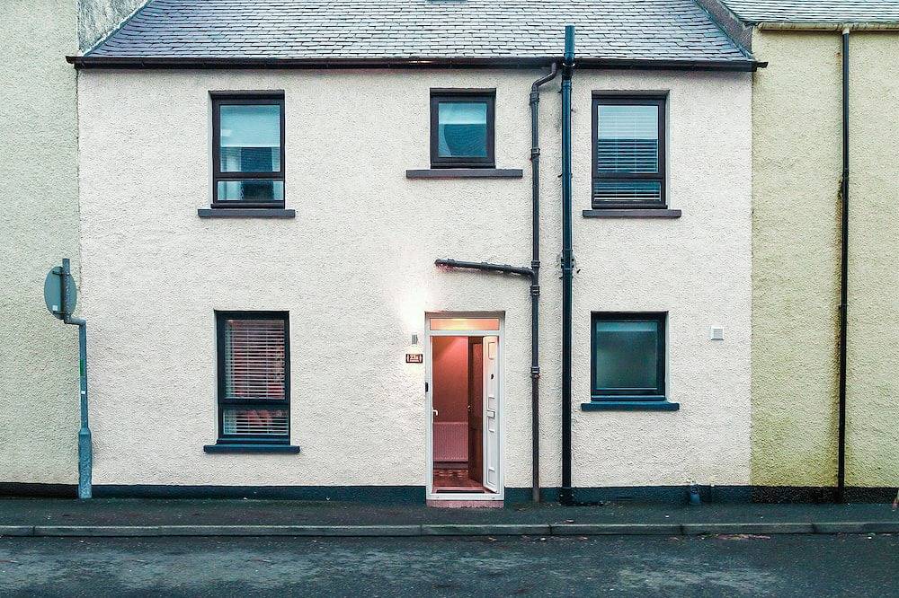 Cosy and newly-renovated house very close to the centre of Stornoway in Lewis and Harris, Äußere Hebriden