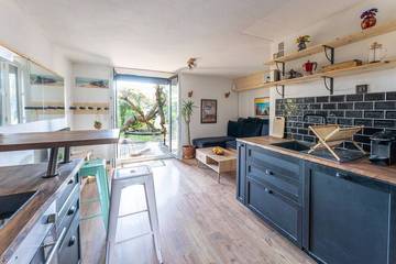 Gîte pour 4 personnes, avec jardin dans Plage des Bourdaines