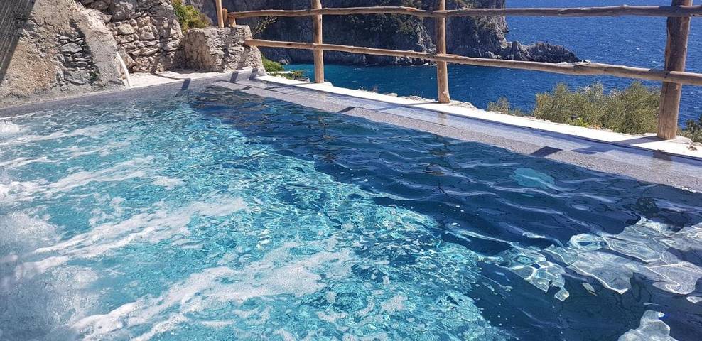Gîte pour 2 personnes, avec vue ainsi que piscine et jardin à Maiori - 4