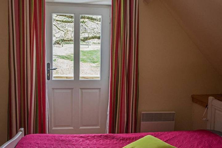 Gîte pour 6 personnes, avec jardin à Fermanville - 3