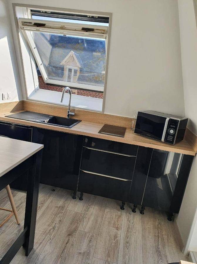 Appartement entier, One-Bedroom Apartment in Woignarue, Région d'Abbeville