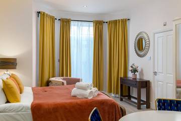 Apartment for 3 People in Kensington and Chelsea, London, Photo 2