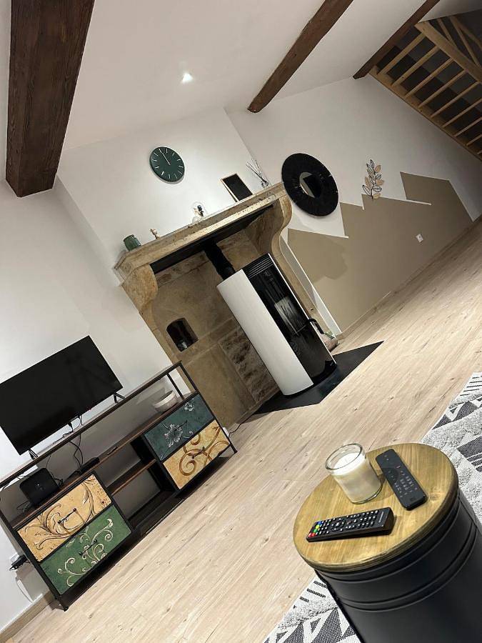 Location de vacances pour 2 personnes, avec terrasse à Châtellenot