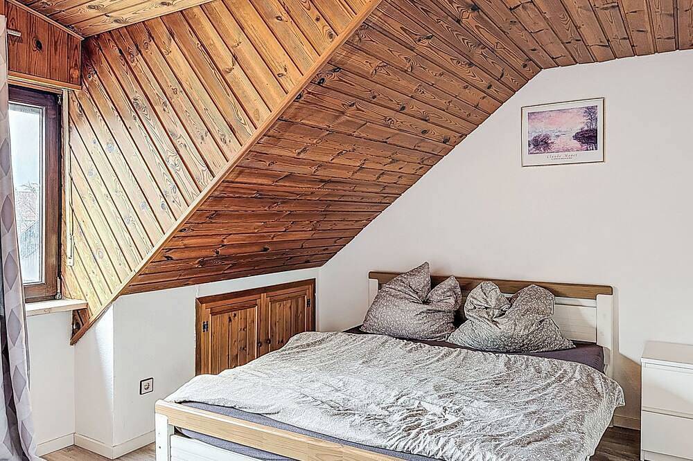 Ganze Wohnung, Münchenverrückt in Unterschleißheim, Oberbayern