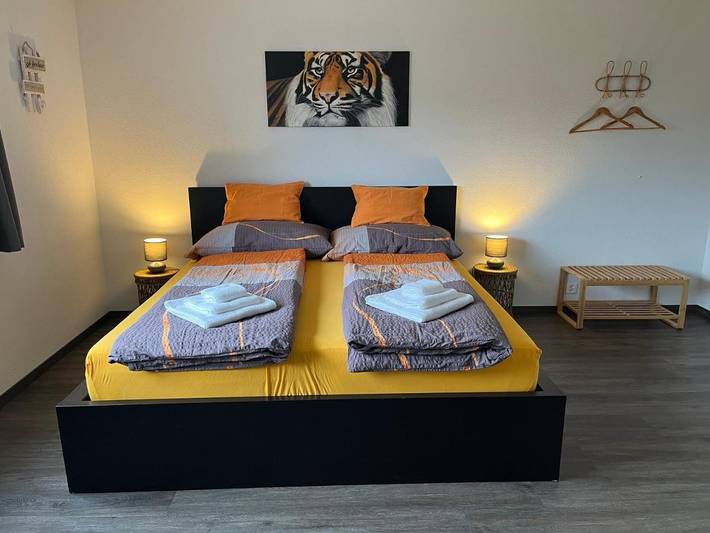 Chambre d’hôte pour 2 personnes, avec piscine et jardin ainsi que terrasse et vue à Saicourt