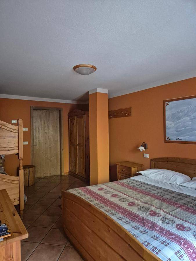 Chambre d’hôtes pour 4 personnes, avec jardin et sauna à Temù - 3