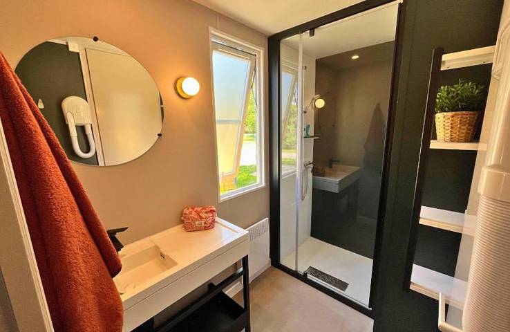 Gîte pour 4 personnes, avec piscine et jardin, animaux acceptés à Prunières - 2