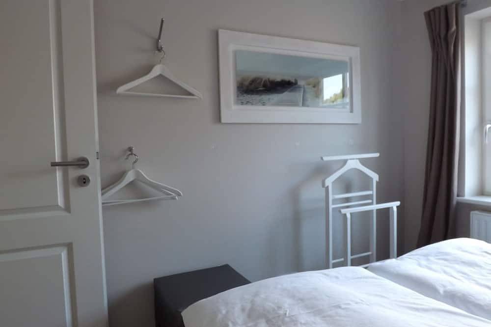 Luv mit Remise Mehrgenerationenhaus mit 8 Betten und 2 Terrassen in Nebel, Amrum