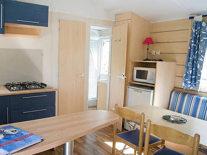 Camping pour 6 personnes, avec bassin pour enfant dans le Lot - 3